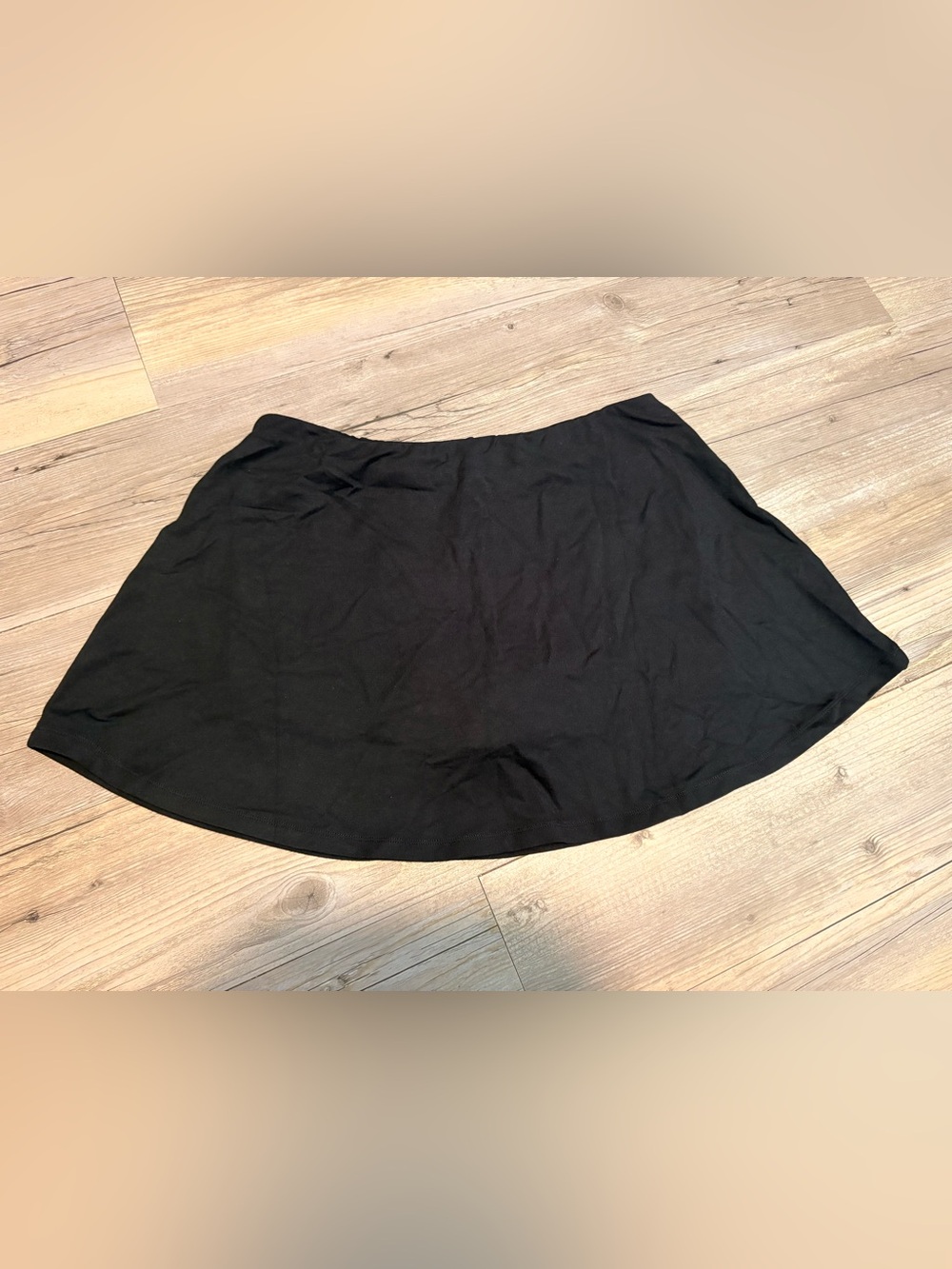 SKIMS Kim Kardashian smooth lounge mini skort medium new with tags - Picture 2 of 4